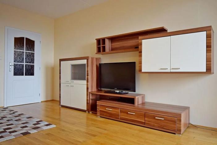 Pronájem bytu 2+kk, Praha - Troja, Hnězdenská, 51 m2