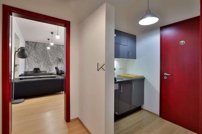 Pronájem kanceláře, Praha - Holešovice, Komunardů, 40 m2