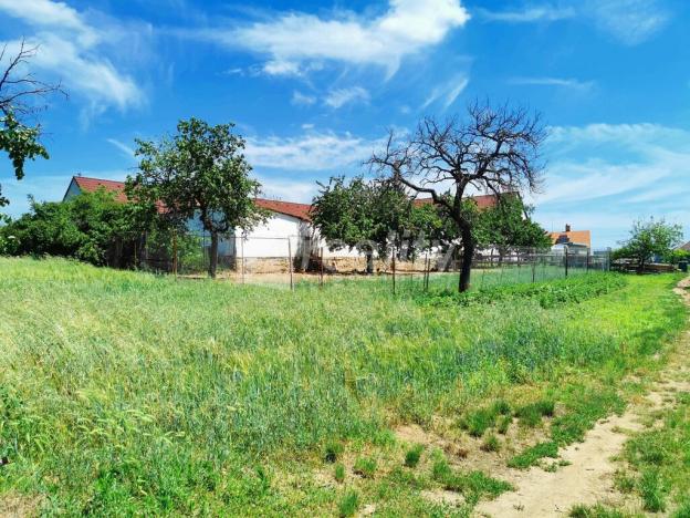 Prodej pozemku pro bydlení, Miroslav, 934 m2