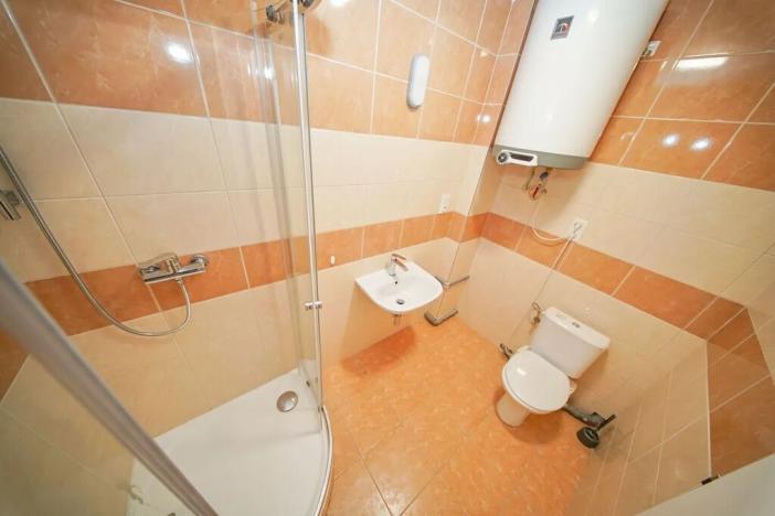 Pronájem obchodního prostoru, Říčany, Obchodní, 144 m2