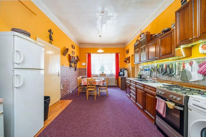 Prodej rodinného domu, Kroměříž, 366 m2