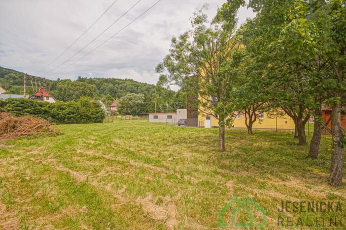 Prodej komerčního pozemku, Lipová-lázně, 1608 m2