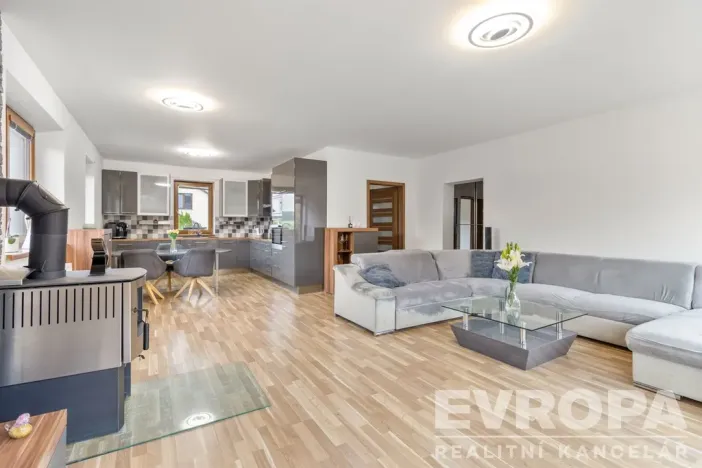 Prodej rodinného domu, Dolní Krupá, 121 m2