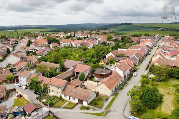 Prodej pozemku pro bydlení, Lažánky, 388 m2