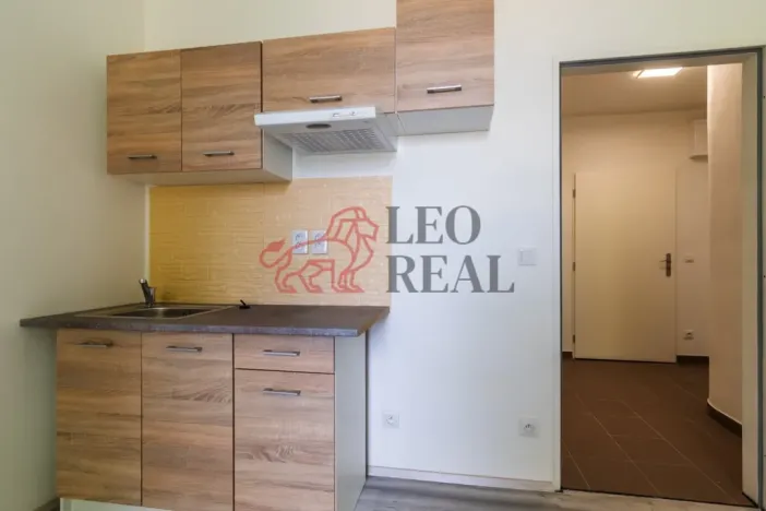 Pronájem bytu 2+kk, Strašice, 35 m2