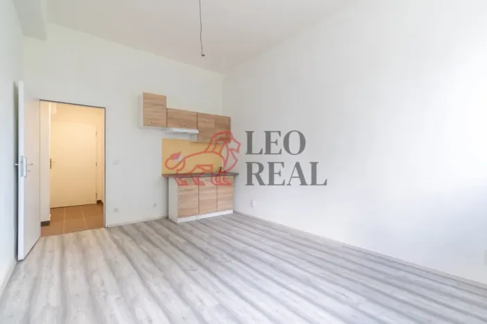 Pronájem bytu 2+kk, Strašice, 35 m2