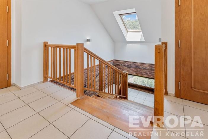 Prodej rodinného domu, Sulice - Hlubočinka, U Lesa, 272 m2