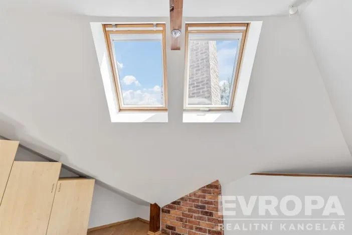 Prodej rodinného domu, Sulice - Hlubočinka, U Lesa, 272 m2