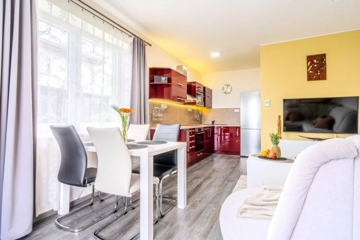 Prodej bytu 3+kk, Polerady, 78 m2