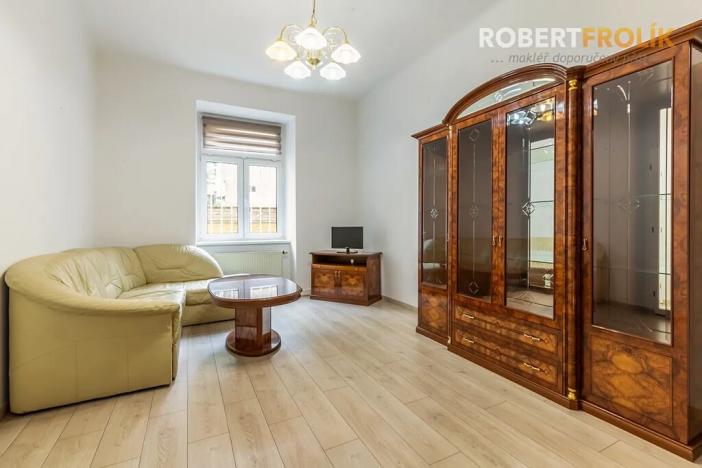 Pronájem bytu 2+kk, Praha - Dejvice, Jaselská, 48 m2