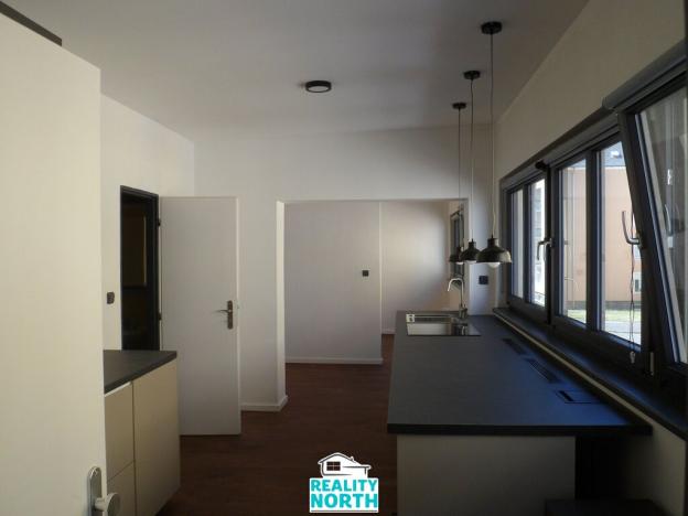 Pronájem bytu 2+kk, Ústí nad Labem - Střekov, Kozinova, 62 m2