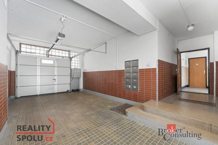 Prodej bytu 3+1, Pardubice - Zelené Předměstí, Sladkovského, 76 m2