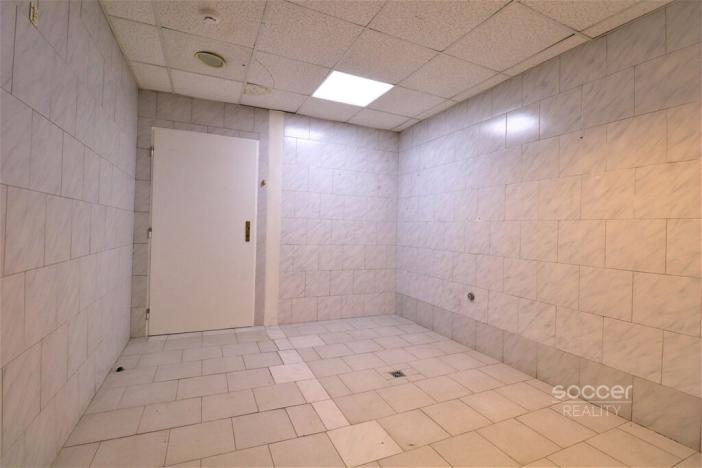 Pronájem obchodního prostoru, Praha - Libeň, Sokolovská, 250 m2