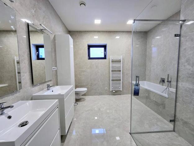 Pronájem rodinného domu, Dobřejovice, V Hůrce, 198 m2