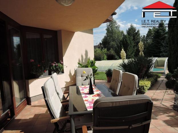 Prodej rodinného domu, Křenice, Silnička, 244 m2