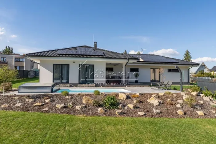 Prodej rodinného domu, Praha - Sobín, Valtická, 221 m2