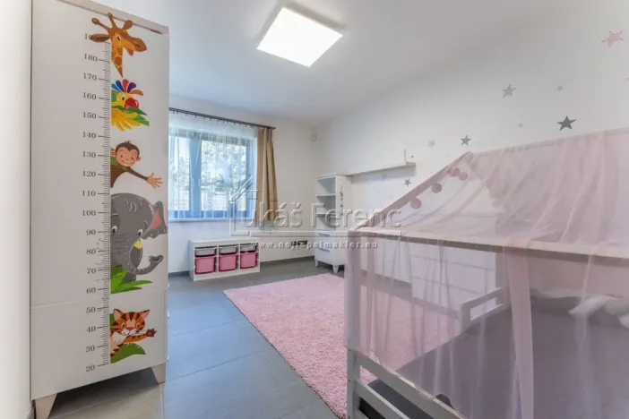 Prodej rodinného domu, Praha - Sobín, Valtická, 221 m2