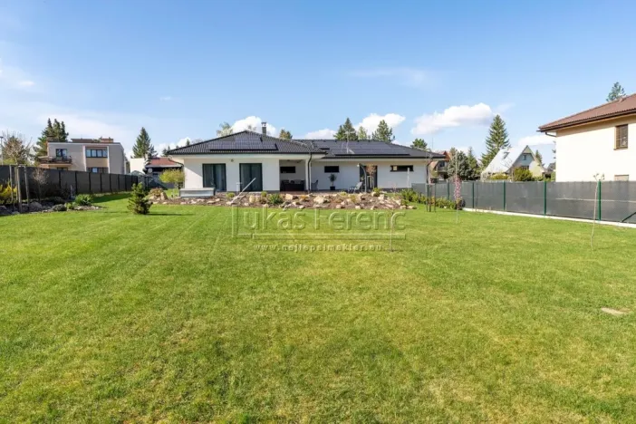 Prodej rodinného domu, Praha - Sobín, Valtická, 221 m2