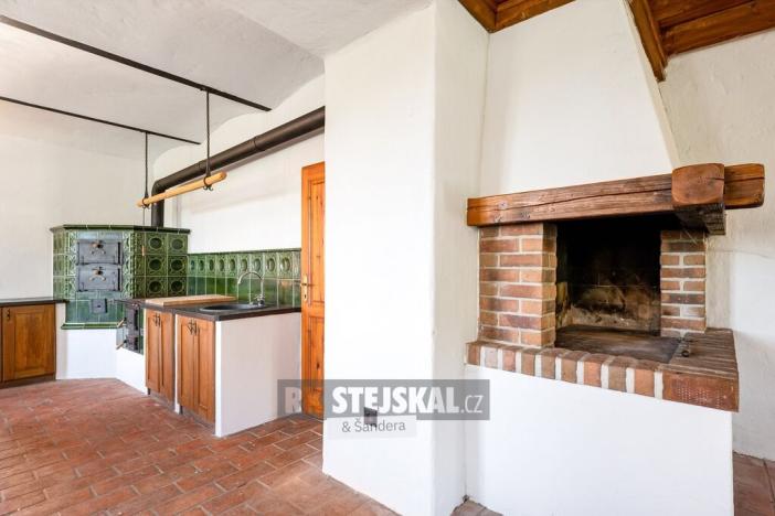 Prodej zemědělské usedlosti, Brloh, 430 m2