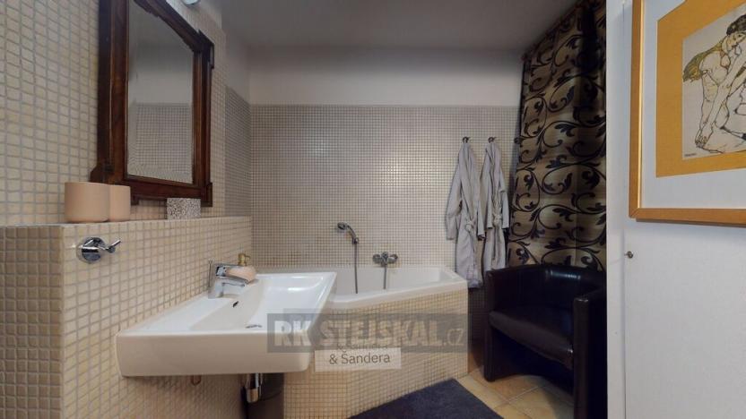 Prodej ubytování, Český Krumlov - Vnitřní Město, Masná, 169 m2