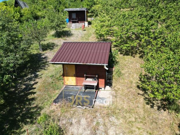 Prodej zahrady, Pouzdřany, 1698 m2