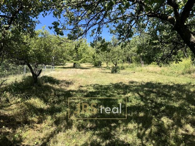 Prodej zahrady, Pouzdřany, 1698 m2