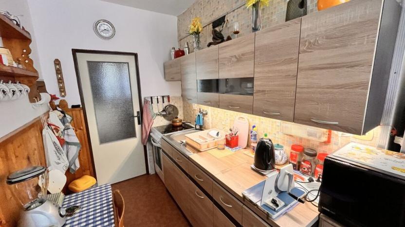 Prodej bytu 2+1, Děčín - Děčín IX-Bynov, Na Pěšině, 63 m2