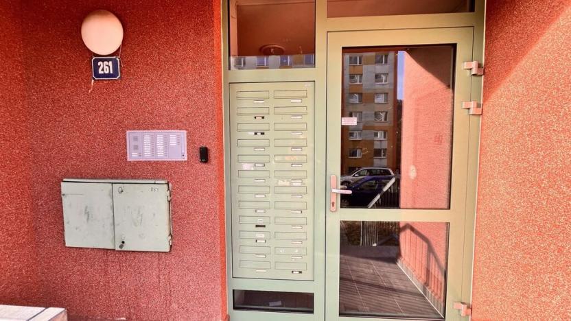 Prodej bytu 2+1, Děčín - Děčín IX-Bynov, Na Pěšině, 63 m2