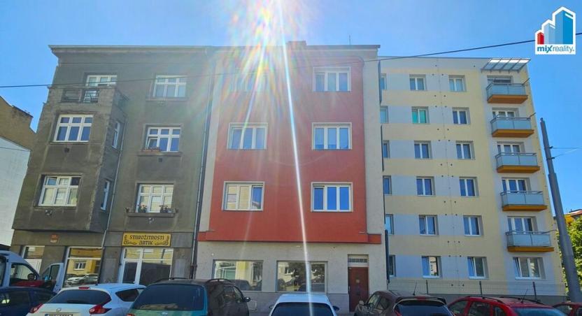 Pronájem obchodního prostoru, Plzeň - Východní Předměstí, Slovanská, 64 m2