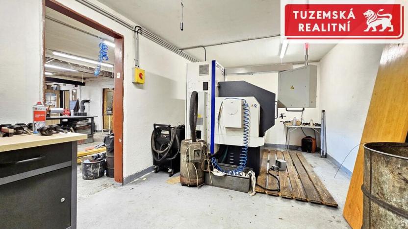 Pronájem garáže, Šternberk, Závodní, 145 m2