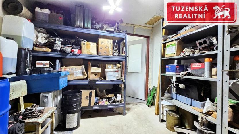 Pronájem garáže, Šternberk, Závodní, 145 m2