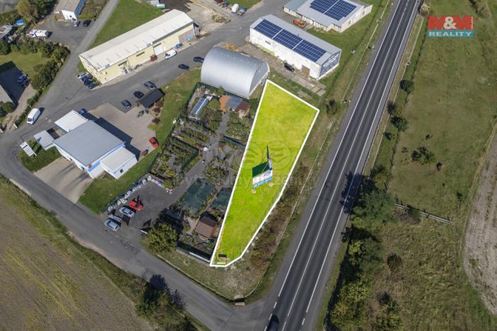 Pronájem komerčního pozemku, Louny, Mělecká, 1010 m2