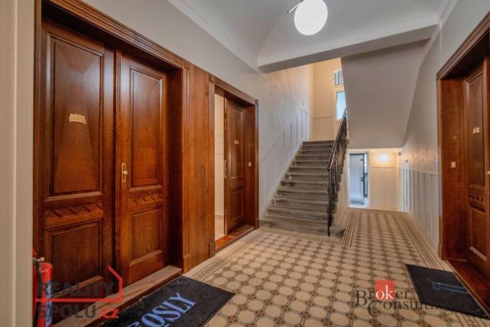 Prodej bytu 2+kk, Praha - Nusle, Jaromírova, 71 m2