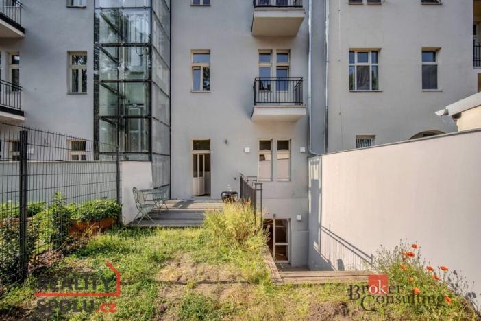 Prodej bytu 2+kk, Praha - Nusle, Jaromírova, 71 m2