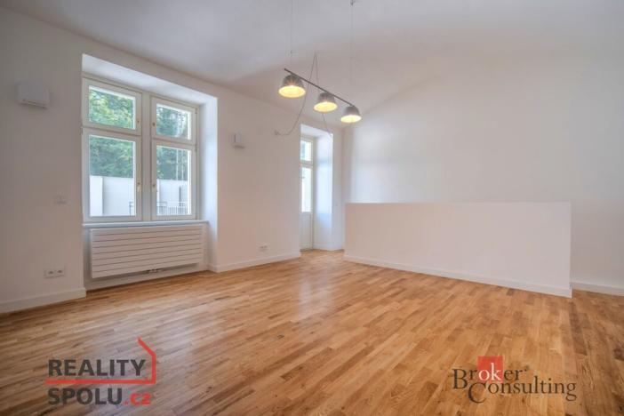 Prodej bytu 2+kk, Praha - Nusle, Jaromírova, 71 m2