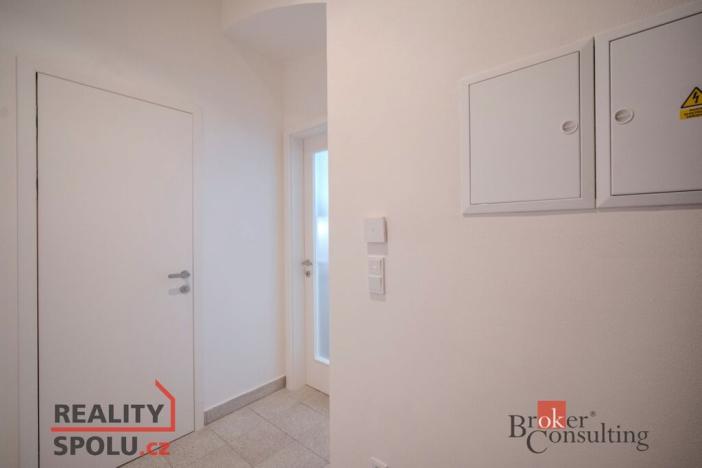 Prodej bytu 2+kk, Praha - Nusle, Jaromírova, 71 m2