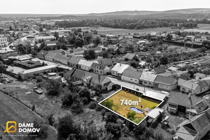 Prodej pozemku pro bydlení, Moravský Písek, Velkomoravská, 740 m2