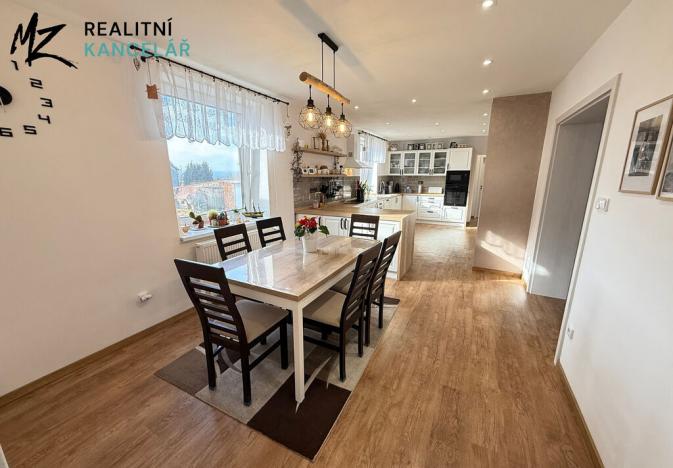 Prodej rodinného domu, Stará Ves, 200 m2