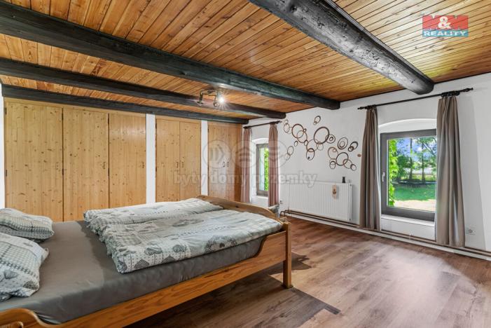 Prodej rodinného domu, Bulovka, 350 m2