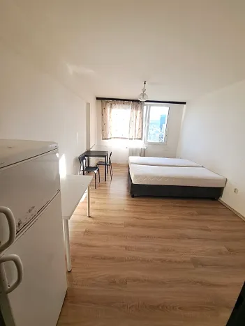 Pronájem bytu 1+kk, Praha - Radotín, Vrážská, 28 m2
