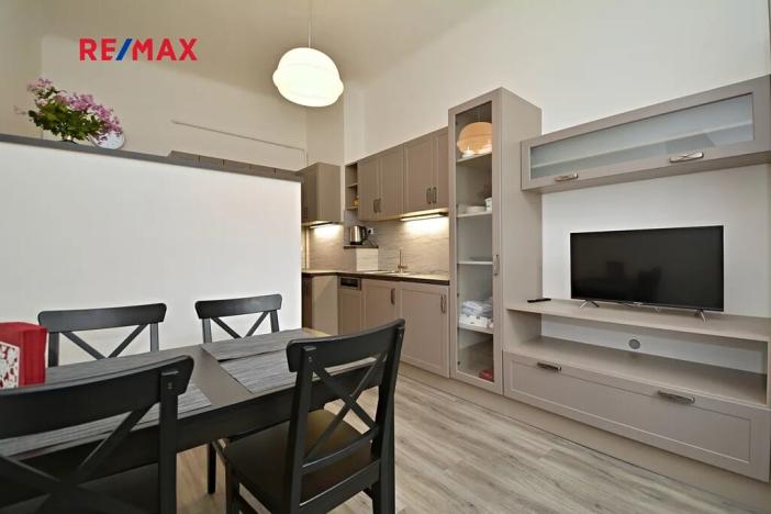 Prodej bytu 2+kk, Praha - Vinohrady, Přemyslovská, 41 m2