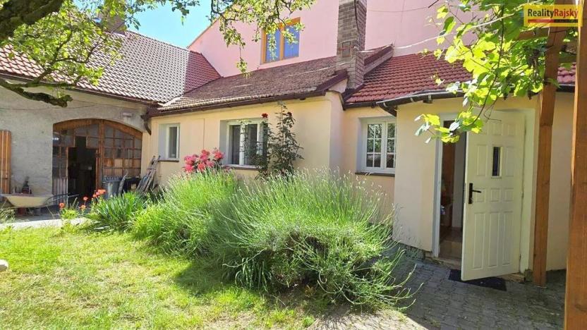 Prodej bytu 3+1, Dobříš, Mírové náměstí, 59 m2