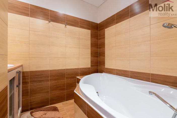 Prodej bytu 3+1, Most, U Věžových domů, 63 m2