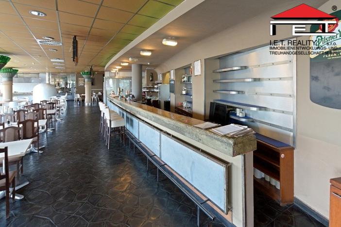 Pronájem restaurace, Praha - Kobylisy, Klapkova, 467 m2