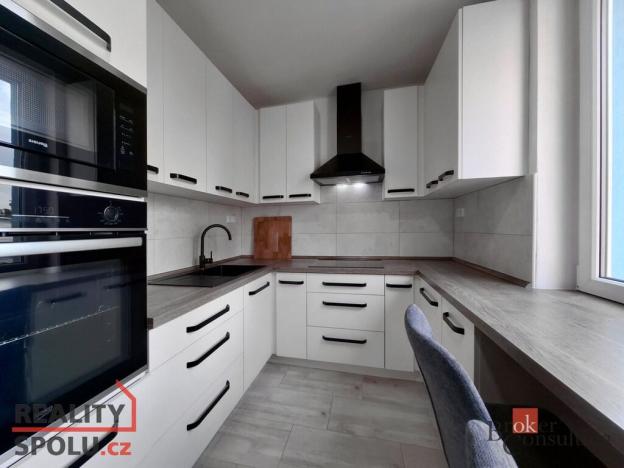 Pronájem bytu 2+1, Ostrava - Poruba, Španielova, 53 m2