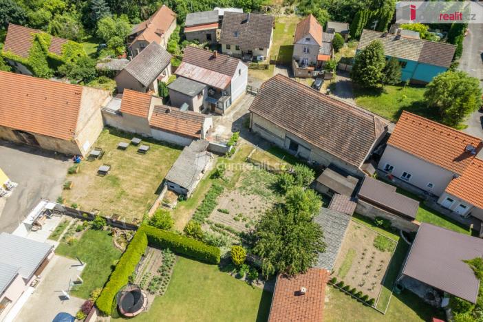 Prodej rodinného domu, Bechlín, 180 m2