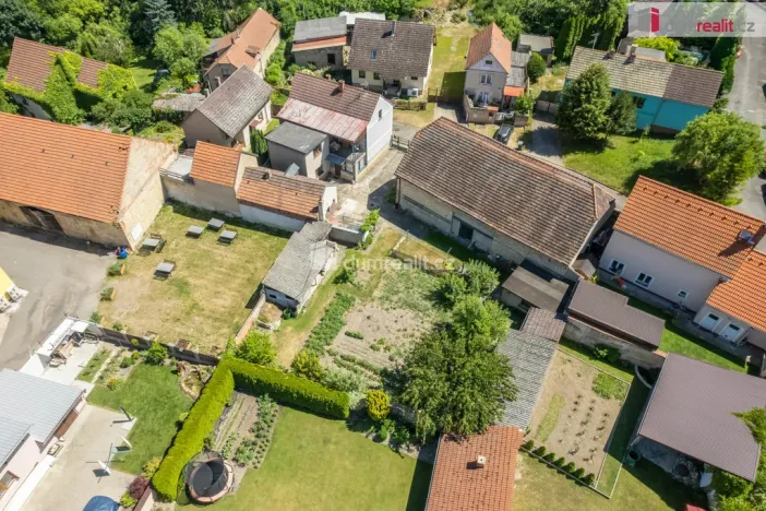 Prodej rodinného domu, Bechlín, 180 m2