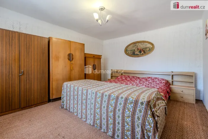 Prodej rodinného domu, Bechlín, 180 m2