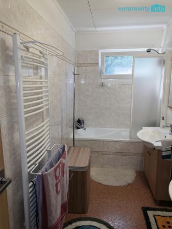 Prodej rodinného domu, Bochov, Lipová, 200 m2