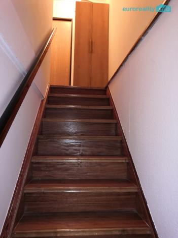 Prodej rodinného domu, Bochov, Lipová, 200 m2